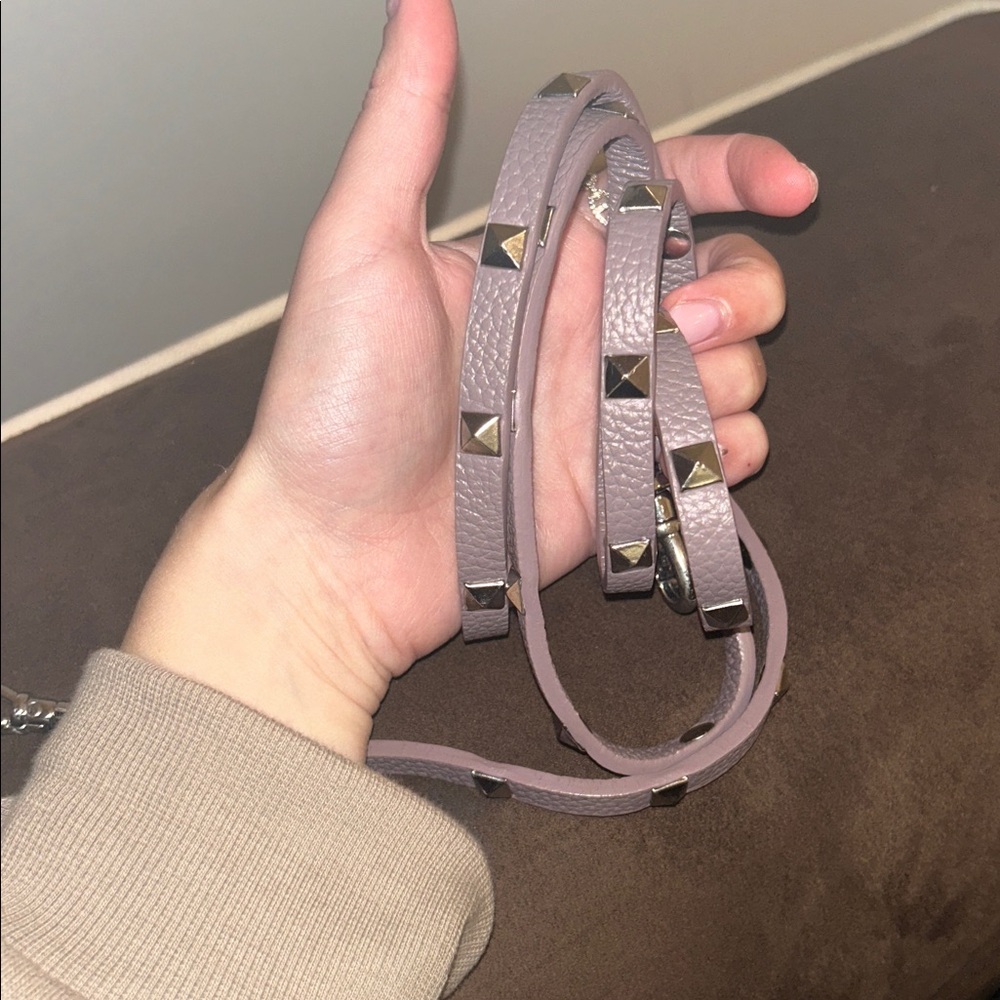 Bandolier Studded Leather phone strap - Picture 3 of 3